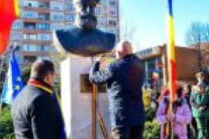 Zile în roşu, galben şi albastru! Lugojenii au sărbătorit 100 de ani de la făurirea României moderne