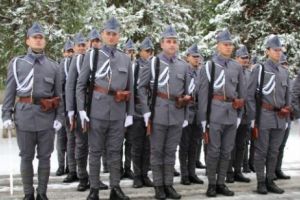 PROTEST faţă de JANDARMERIE de ZIUA NAŢIONALĂ: „Să vă fie ruşine”