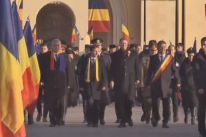 FOTO, LIVE VIDEO. Monumentul Marii Uniri de la Alba Iulia, inaugurat în prezenţa preşedintelui Klaus Iohannis
