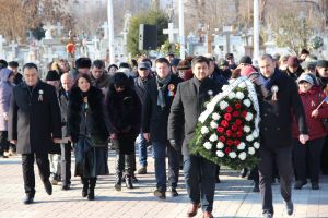 FOTO: De Ziua Naţională a României, PMP Galaţi a depus o coroană de flori în memoria eroilor