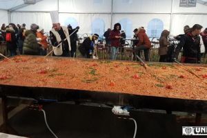 FOTO – VIDEO| Masa populară de 1 Decembrie la Alba Iulia: 36.000 de porţii de mâncare servite serbările Centenarului din Cetatea Alba Carolina