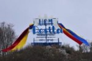 Reşiţa, sub semnul unui imens tricolor [FOTO]