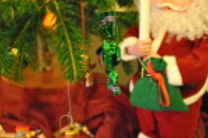 Bogaţii Dumbrăviţei pot face o faptă bună în prag de sărbători. În comună se organizează un târg caritabil de Crăciun