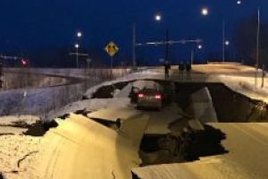 (FOTO) Pagube materiale si raniti in urma cutremurului care a zguduit Alaska