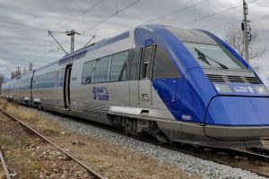 Regio Calatori introduce din 9 decembrie trenuri aduse din Franta pe ruta Bucuresti – Brasov   