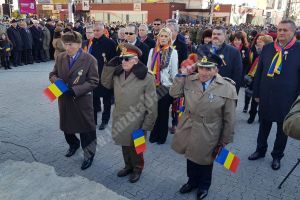 Cine sunt veteranii de război care au deschis delegaţia CJD, la depunerea de coroane de pe 1 decembrie