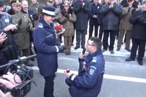 Memorabil! Cerere în căsătorie de Ziua Naţională în anul Centenarului, la Miercurea Ciuc