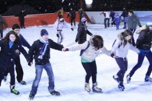 Patinoarul artificial şi-a deschis porţile!