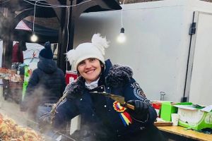 Chef Nina Rus a gătit, de Centenar, la Alba Iulia. Ce diplomă a primit (FOTO)