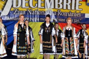 Seară de cinstire românească la Deda, de Ziua Naţională