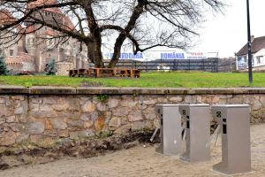 La Castelul Corvinilor apar turnicheţii şi nemulţumirile