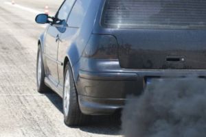 Noua taxă auto din 2019 zăpăceşte zeci de mii de români