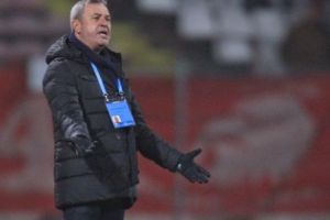 Umilit de cei doi Hagi, Rednic a replicat prin declaraţii