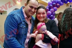 Micuţa Ioana, fetiţa care a păcălit moartea. Povestea unei mame care a născut un copil de 550 de grame