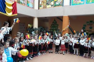 Preşcolarii de la Grădiniţa „Sf. Ioan cel Nou de la Suceava” au sărbătorit Ziua Bucovinei