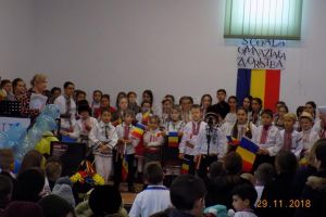 Ziua Naţională a României, marcată la şcoala din Zvoriştea