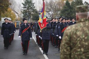 Elevii Colegiului Naţional Militar „Ștefan cel Mare” din Câmpulung Moldovenesc au ...