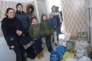 Elevii Școlii Gimnaziale Pârteştii de Sus au donat peste o tonă de fructe şi legume ...