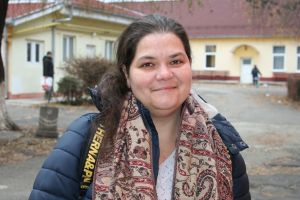 Dorinţa unei tinere cu dizabilităţi: Vreau să simt că am un rost, că mă pot întreţine singură