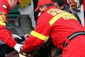 Femeie accidentată grav pe trecerea de pietoni