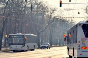 Autobuzele noi au apărut pe strazile din Ploieşti. Vezi aici pe ce trasee vor circula