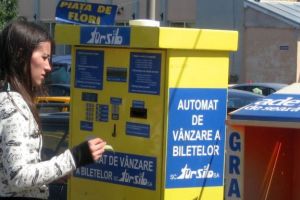 Pregătiţi bani mărunţi. Automatele stradale Tursib nu dau rest