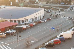 Parcarea se plăteşte acum şi printr-o aplicaţie la Sibiu