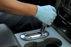 Autocomplet, serviciu nou pentru maşinile cu cutie automată de viteze !