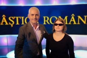 Povestea MAGDALENEI IURESCU, tânăra nevăzătoare concurentă la „Câştigă România!”