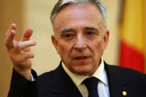 Isărescu vine cu soluţii pentru scăderea inflaţiei