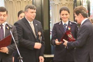 Născut de Ziua Imnului Naţional, distins de Ziua Naţională