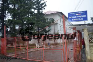 Spitalul Bumbeşti-Jiu caută asistent şi infirmiere