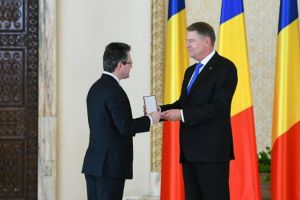 Distincţie înmânată de Iohannis gorjeanului Mihnea Costoiu
