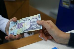 Al treisprezecelea salariu se acordă şi în mediul privat – În anumite domenii
