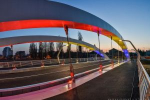 Podul şi Centenarul