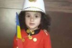 VIDEO| Imnul României cântat de o fetiţă de 3 anişori, din judeţul Alba, face senzaţie pe facebook