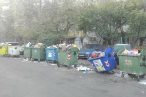 Cum rezolva Primaria Ploiesti criza gunoaielor care au acoperit orasul? Organizeaza bâlciuri si paranghelii