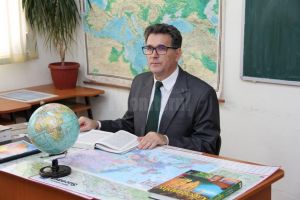 Profesor al Colegiului Militar din Câmpulung, decorat de preşedintele Klaus Iohannis