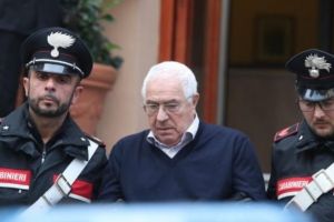 Șeful mafiei siciliene, Cosa Nostra, a fost arestat