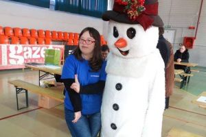 Contribuie şi tu la „Bucuria Crăciunului”, pentru copiii mai puţin norocoşi. Târg caritabil, organizat de oameni cu suflet mare