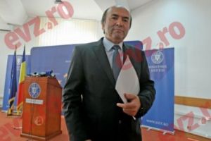 Dragnea e în DELIR. Tudorel Toader ar fi dispus să-şi dea avizul pe OUG de amnistie şi graţiere. Care este condiţia
