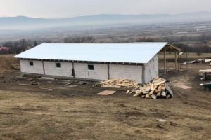 FOTO Saivanele arse la Șelimbăr refăcute cu ajutorul cetăţenilor