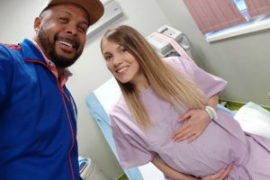 Andreea Ibacka a născut o fetita perfect sanatoasa! Ce nume dubios va avea fetiţa. Prima poză din maternitate