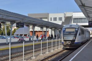 TRENURI SUPLIMENTATE pe ruta Bucureşti – Piteşti – Curtea de Argeş