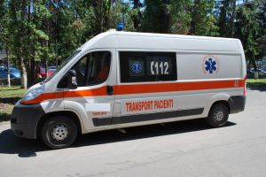 Șoferi de ambulanţă prinşi că furau motorina din rezervoarele autospecialelor