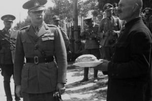 O poveste necunoscută cu Regele Mihai. Învăţătoarea frumoasă, copilul de ţâţă şi viitorul României