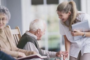 Irlanda recrutează îngrijitori de persoane