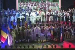 „Glasul Unirii, în inima României”, dat de  orchestra „Lăutarii” din Chişinău. Concert de înaltă ţinută artistică, sub bagheta maestrului Nicolae Botgros, la Sfântu Gheorghe