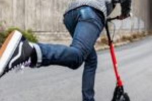 Desfiinţarea locurilor de parcare din centrul Timişoarei nu este o problemă! Cum vede Robu viitorul: „Am fost impresionat de cât de folosite erau trotinetele la Tel Aviv”