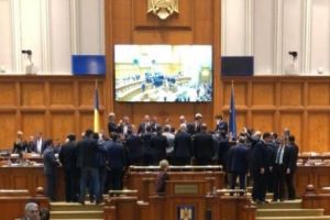 UPDATE. PNL: DRAGEA a fost REVOCAT! SCANDAL IMENS în Parlament